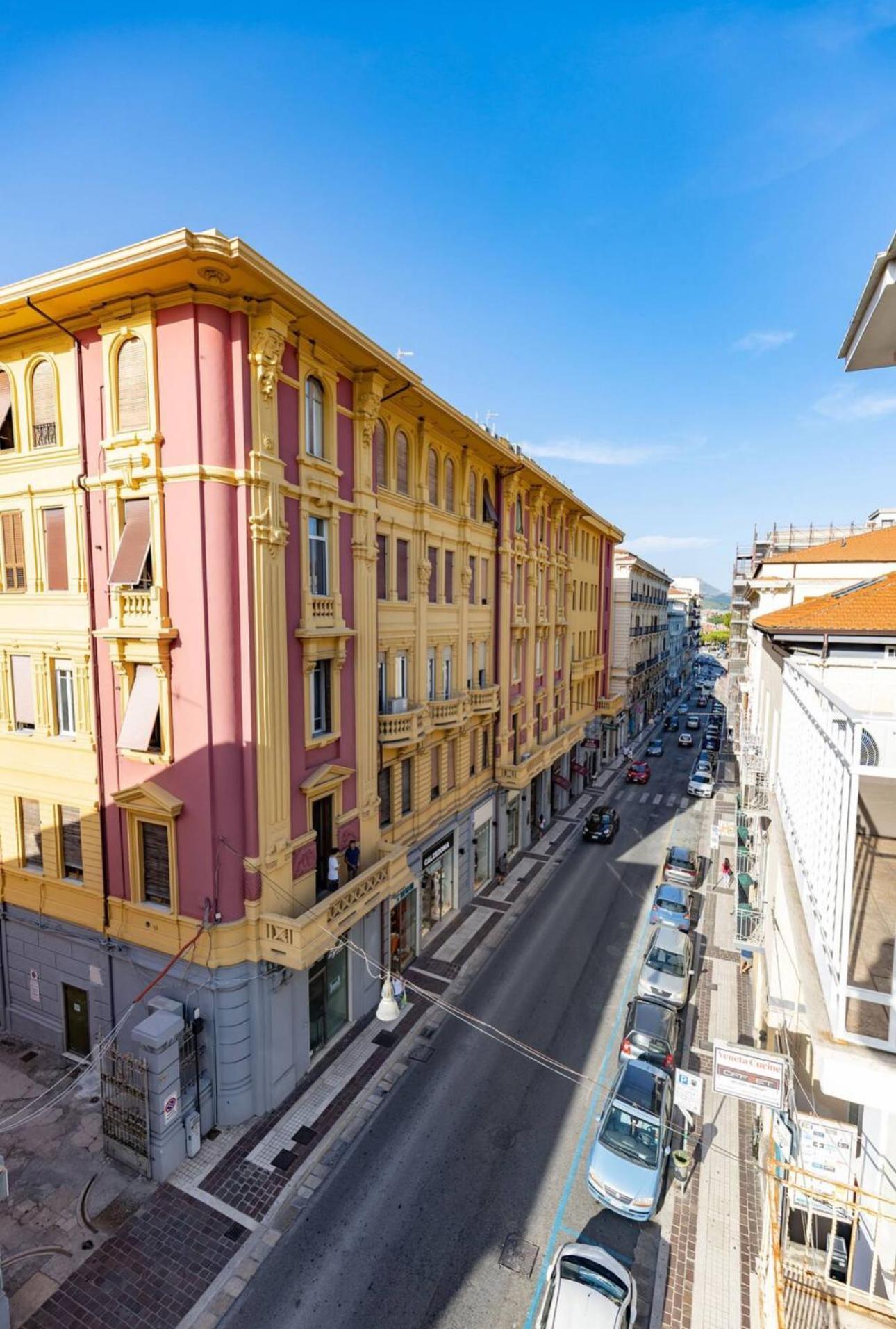 Luxury Suite Vitruvio 55 Formia Exterior photo